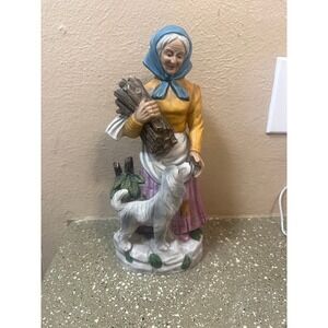 Vintage‎ Grandma and Dog Figurine Ceramic Collectible Country Scene